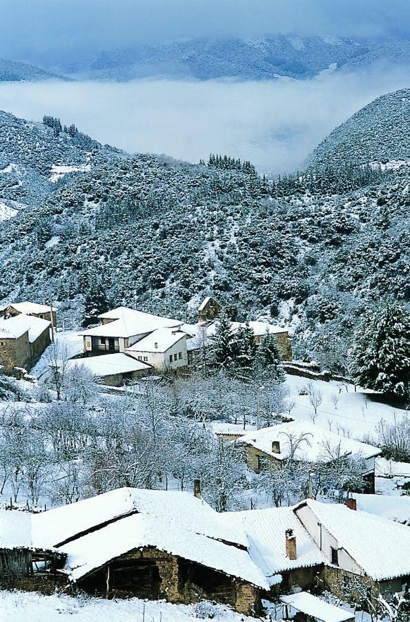 Posada La Trebede Perrozo المظهر الخارجي الصورة