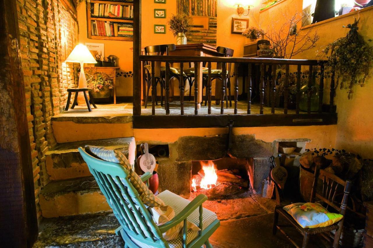 Posada La Trebede Perrozo المظهر الخارجي الصورة